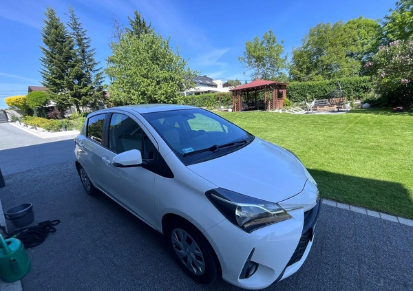 Toyota Yaris cena 46500 przebieg: 65660, rok produkcji 2018 z Wieliczka małe 29